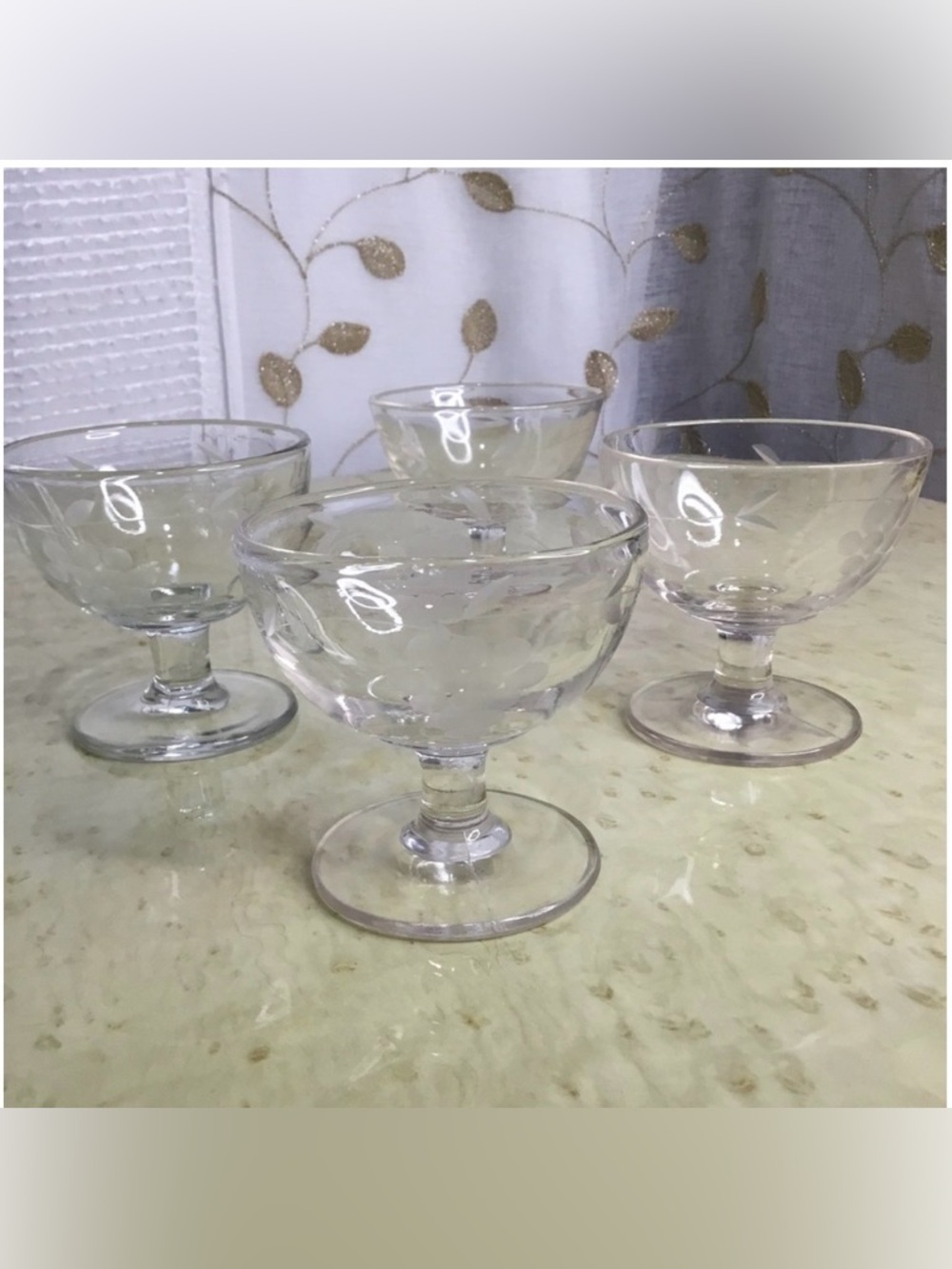 Vintage Etched Glass Dessert Bowls Cups Set of 4